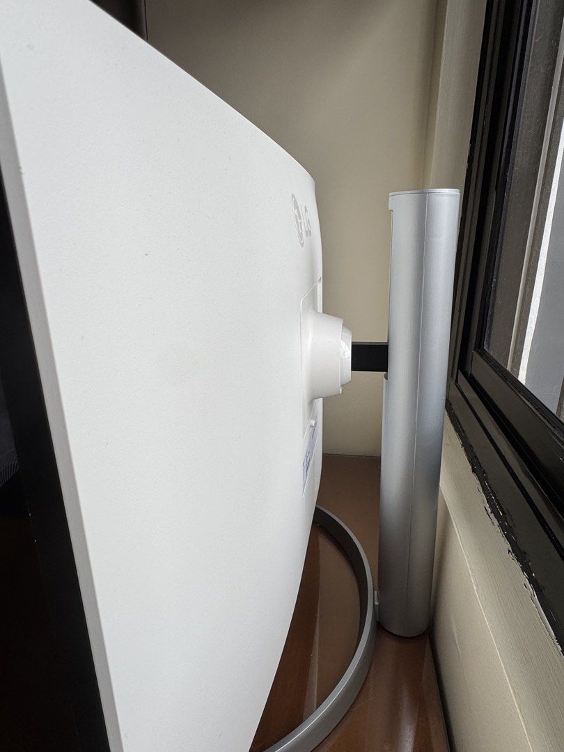 LG Monitor (Category: Monitor Screens) located in Paranaque City. Submitted by meowdonna (Listing ID 1459970344, Image 3). Description: LG 27UP850K-W 27" UHD 4K (3840x2160) 60Hz 5ms GTG IPS USB Type-C Monitor with VESA DisplayHDR 400 (Lightly used) RFS: Hindi na ginagamit.