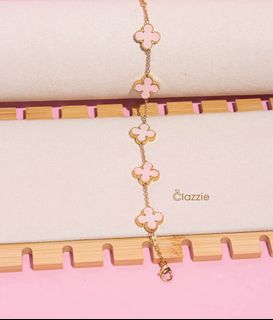 (Category: ) located in . Submitted by clazziejewelry (Listing ID 1460011770, Image 1). Description: .