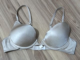 (Category: ) located in . Submitted by mslovely88 (Listing ID 1460105063, Image 1). Description: .