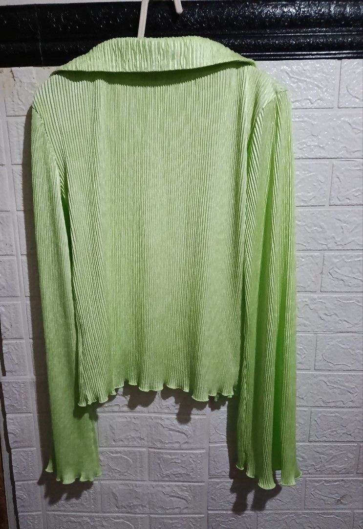 Lime Green Pleated Top Size M-L (Category: Blouses) located in Pasay City. Submitted by jein08 (Listing ID 1460048069, Image 3). Description: Lime Green Pleated button down Top Size M-L with flared bottom sleeves , see last pic for outfit inspo #cardigan #blouse #longsleeves #green.