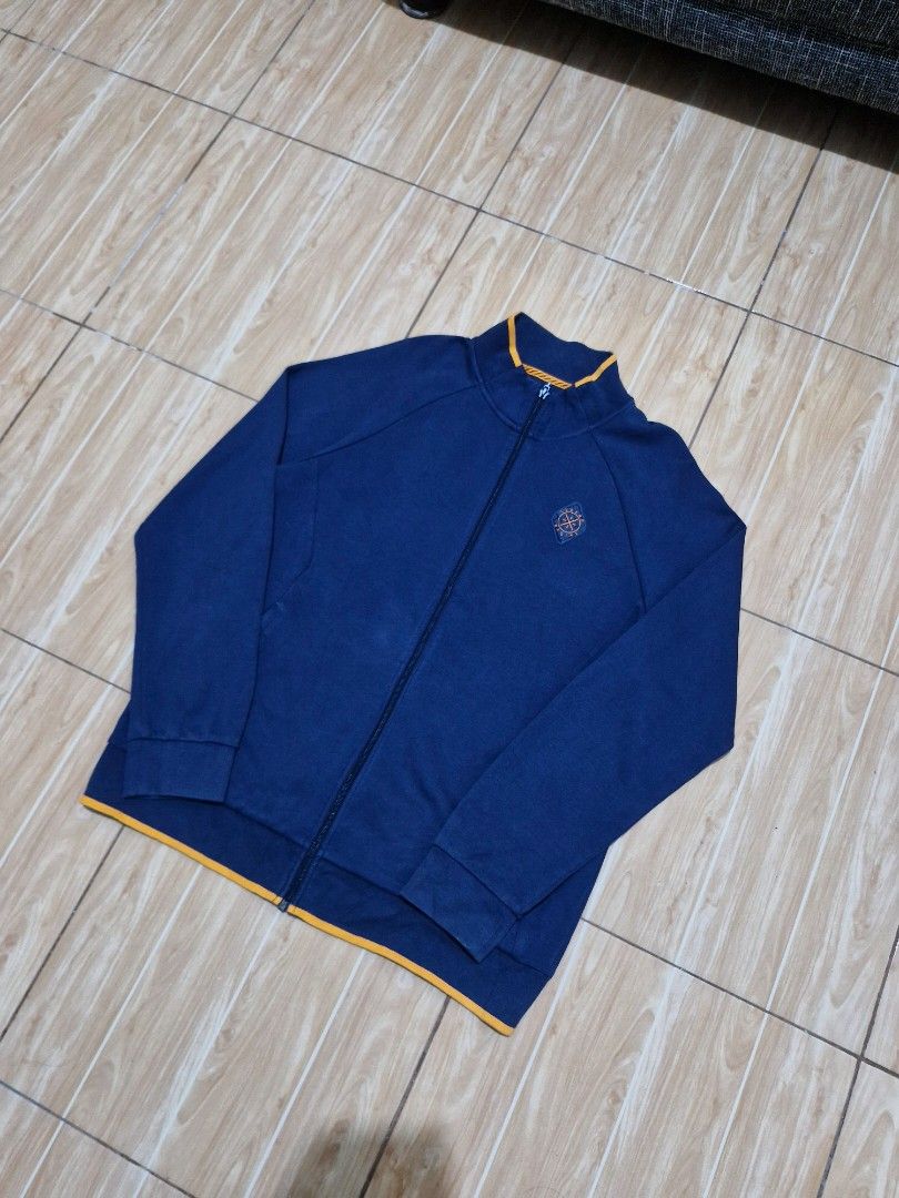 Lining jacket (Category: Coats, Jackets and Outerwear) located in Antipolo. Submitted by kentoy6666 (Listing ID 1460035418, Image 2). Description: .