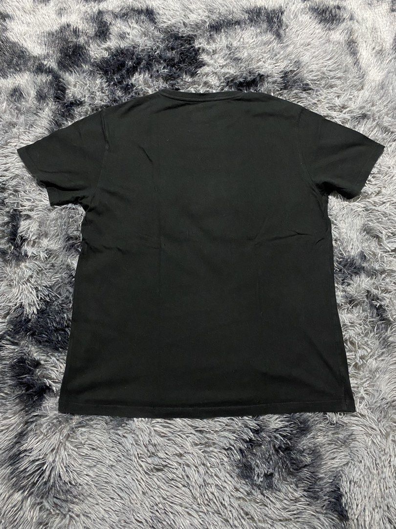 Looney Toons OPT Cast tee (Category: Tshirts & Polo Shirts ) located in Manila. Submitted by zrothrift (Listing ID 1460038388, Image 2). Description: Looney toons cast tee Measurements: Large on Tag Width: 21 Inches Length: 27.5 Inches small pinhole ₱280.