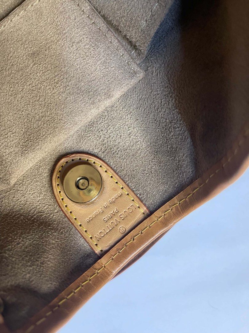Louis Vuitton Monogram Shoulder Bag (Category: Luxury Bags & Wallets) located in Caloocan City. Submitted by juzootite90264 (Listing ID 1459992728, Image 3). Description: - Authentic Louis Vuitton shoulder bag - Classic monogram canvas - Tan leather trim and straps - Multiple interior pockets - Magnetic snap closure - Gold-tone hardware - Made in France - Great everyday bag.
