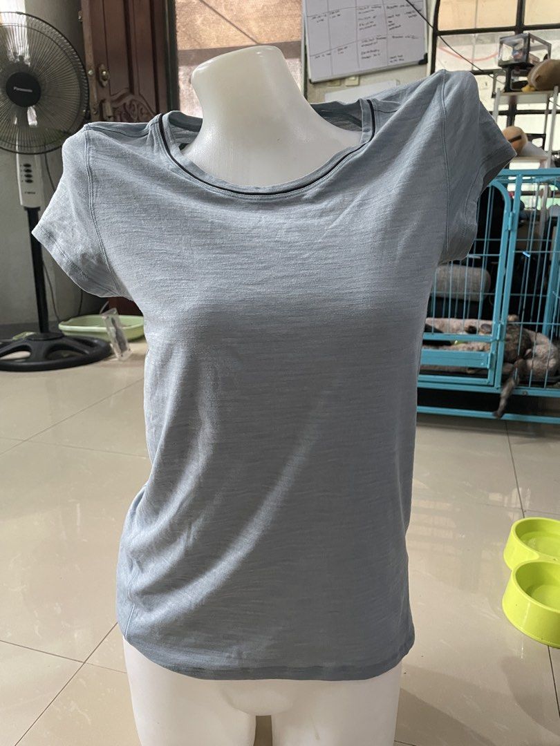 Lululemon another mile short sleeve tee (Category: Activewear) located in Rizal. Submitted by allenrion (Listing ID 1459979240, Image 1). Description: Preloved lulu another mile short sleeve tee Size: 16 inches armpit to armpit Price: 360 pesos Disclaimer: No brand affiliation. All items are thrifted and pre-owned. All trademarks, logos, and copyrights belong to their respective owners..