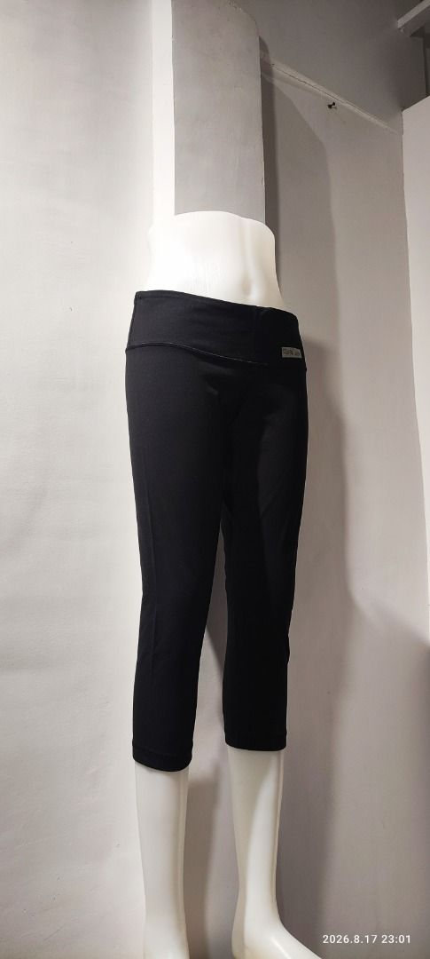 Lululemon (size 8) Wunder Under Leggings (Category: Activewear) located in Calamba. Submitted by lulu.thrift.finds (Listing ID 1459913661, Image 2). Description: Lululemon Size 8 Wunder Under Leggings No discount for single items. Can give a little discount for multiple-item purchases. Kindly check my store, selling all lulu :) First to pay basis Payment via GCash only Shipped thru Jnt within 2-3 days Free shipping for min 1.5k purchase Items wil
