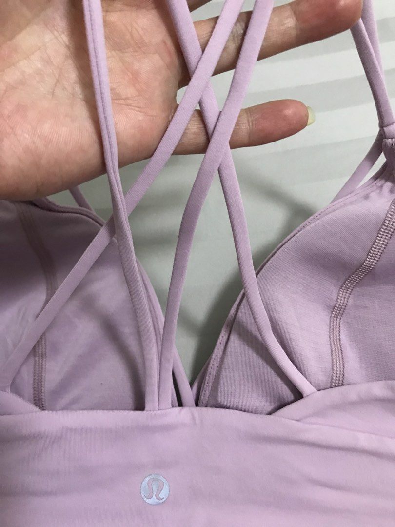 Lululemon Sportsbra (Category: Activewear) located in Manila. Submitted by freshlemon58885 (Listing ID 1460033888, Image 2). Description: Dot 6 Padded.
