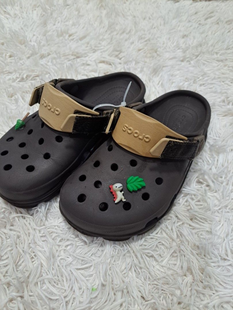 M4@23, ORIGINAL PRELOVED CROCS FOR ADUL (Category: Slippers & Slides) located in Quezon City. Submitted by kimlynandaya (Listing ID 1459955375, Image 3). Description: .