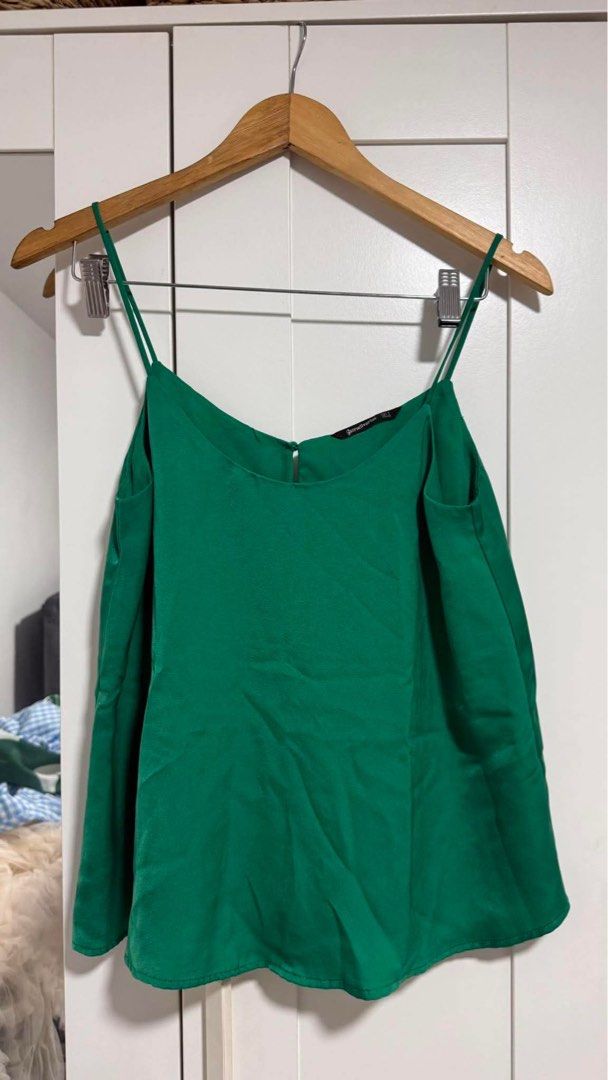 Mango top (Category: Laptop Bags & Sleeves) located in Manila. Submitted by happy.ashfinds (Listing ID 1459966760, Image 3). Description: 300 each Worn once Buting pasig location .