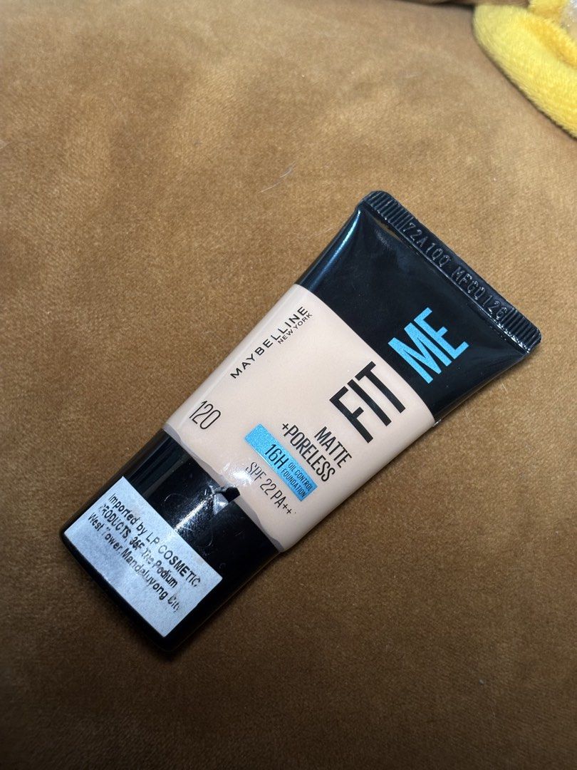 Maybelline Fit Me Matte + Poreless Foundation 120 Classic Ivory (Category: Makeup) located in Manila. Submitted by shyyy24 (Listing ID 1460048385, Image 1). Description: - inopen lang. wrong shade - Maybelline Fit Me Matte + Poreless Foundation - Shade: 120 Classic Ivory - Best for: Normal to Oily Skin - Finish: Matte, Controls Shine - SPF: 22 PA++ - Long-lasting: Up to 16 hours - Please check photos for exact shade and amount left..