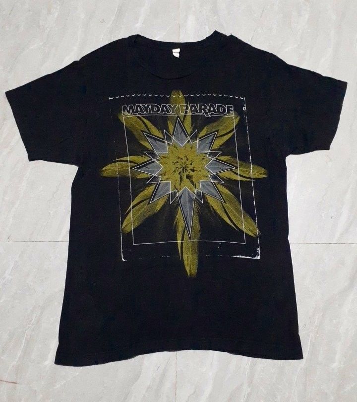 Mayday Parade Bandshirt (Category: Tshirts & Polo Shirts ) located in Koronadal. Submitted by scottie_spliffin (Listing ID 1460048257, Image 1). Description: Size: Medium (19.5x27.5) Condition/Color Rate: 7/10 Price: 200 Add SF (Courier Thru J&T).