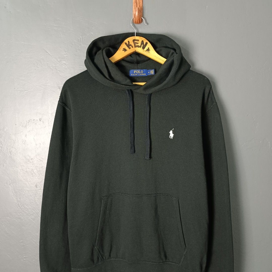 Men's - Ralph Lauren (Category: Coats, Jackets and Outerwear) located in Bacolod City. Submitted by drop.ph (Listing ID 1460018274, Image 1). Description: Ralph Lauren - Fleece Hoodie *Lightweight *Size M - 21x26 *Excellent *No Flaws *Price: 2,000php *Add SF if outside Bacolod City .