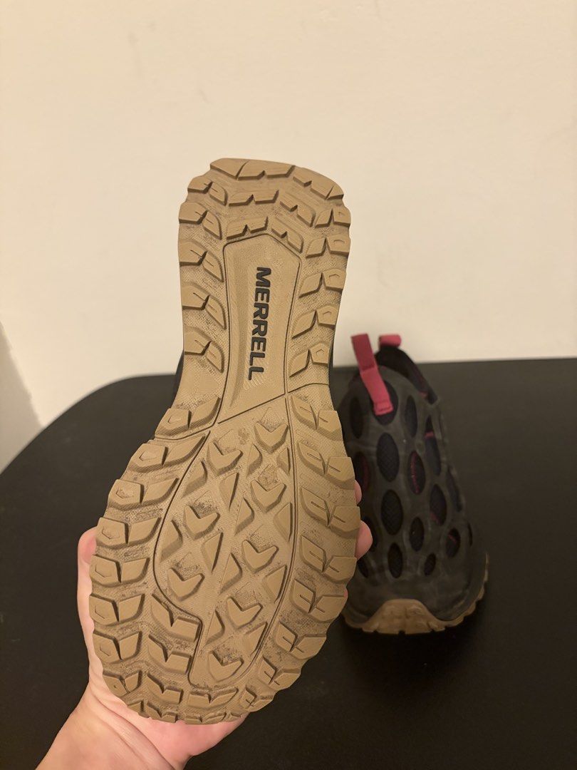 Merrell Hydro Runner Slip on Shoes (Category: Sneakers) located in Manila. Submitted by kkk_declutter (Listing ID 1459963884, Image 3). Description: Used Once Only No Box Location Casili Consolacion Price Negotiable Buyer shoulders the delivery fee.
