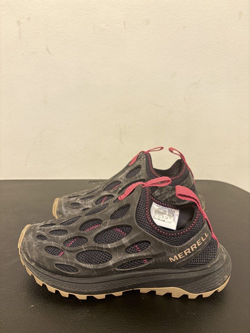 Merrell Hydro Runner Slip on Shoes (Category: Sneakers) located in Manila. Submitted by kkk_declutter (Listing ID 1459963884, Image 2). Description: Used Once Only No Box Location Casili Consolacion Price Negotiable Buyer shoulders the delivery fee.