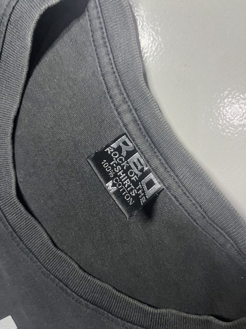 METALLICA 2016 THAI BOOT (Category: Tshirts & Polo Shirts ) located in Castillejos. Submitted by enywiiiii (Listing ID 1460011529, Image 3). Description: minimal hairlines pin holes 20.5 by 25.