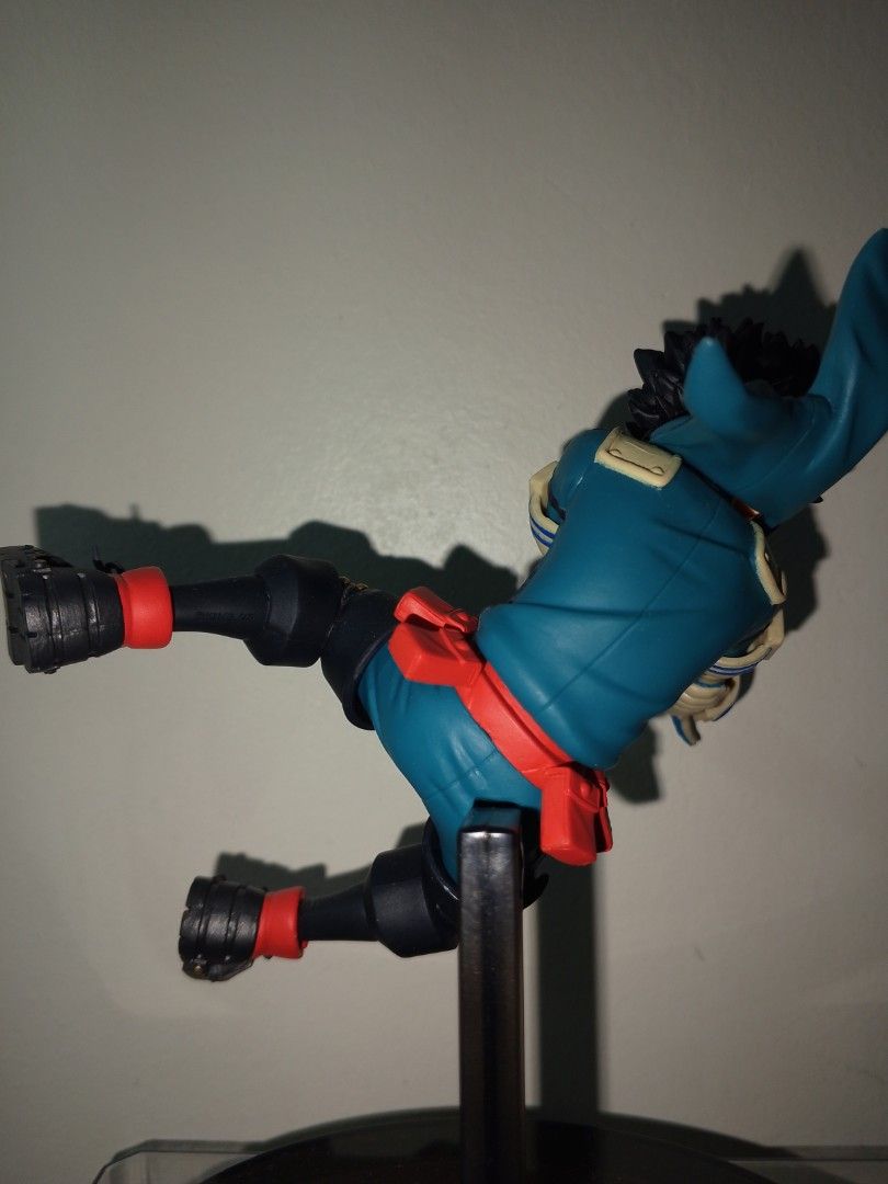 MHA My Hero Academia Deku (Category: Figurines & Statues) located in Makati City. Submitted by son_2019 (Listing ID 1460022074, Image 3). Description: - Bandai Spirits Deku action figure - From My Hero Academia - Poseable with included stand - Ideal for collectors loose no box. as is. Authentic. no issue. slightly negotiable. sf c/o buyer shipping via LBC, JNT, Lalamove..