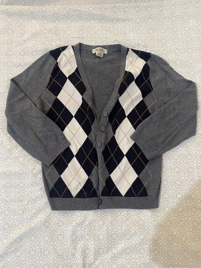 Michael Michael Kors Grey Argyle Cardigan Sweater Size M (Category: Coats, Jackets and Outerwear) located in Quezon City. Submitted by irldn_ (Listing ID 1459982203, Image 1). Description: - Michael Michael Kors grey cardigan - Classic argyle pattern (navy, white, tan) on front - Button-up closure - Long sleeves - Ideal for layering - Size: Medium.