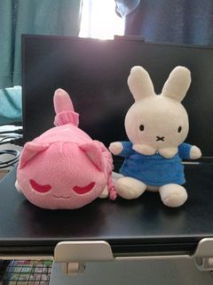 (Category: ) located in . Submitted by roxasstore (Listing ID 1459918909, Image 1). Description: .