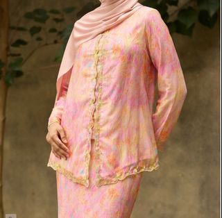 (Category: ) located in . Submitted by buywithhusnaa08 (Listing ID 1460073823, Image 1). Description: .