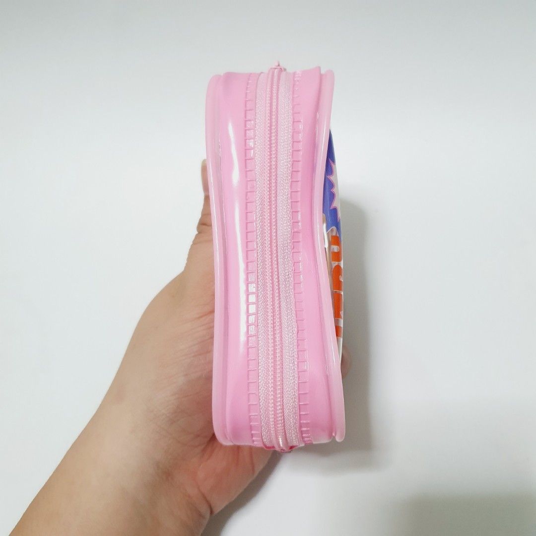Minion Zipper Travel Pouch (Category: Purses & Pouches) located in Taytay. Submitted by kyo.mono (Listing ID 1460010071, Image 2). Description: 💟Follow us on IG: kyo.mono for faster replies TikTok: kyo.mono_ for videos and review Good as new Auth from Japan Actual photo posted.