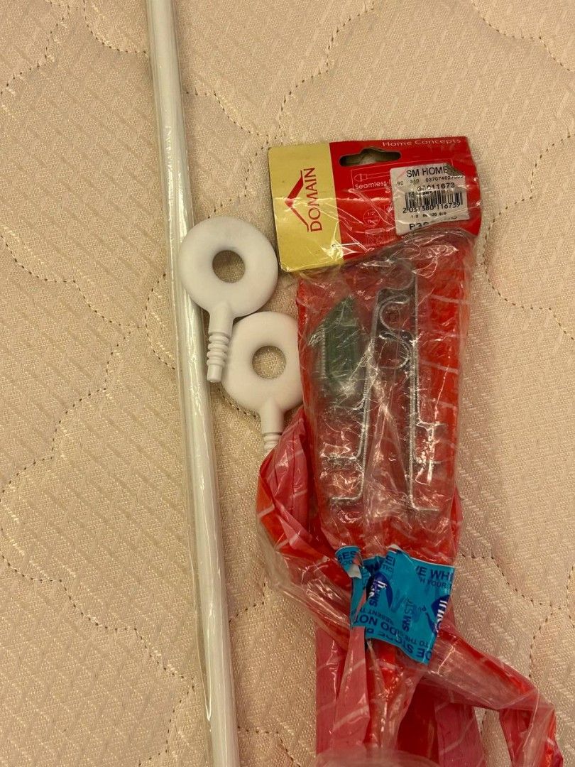 mismatched curtain rod set (Category: Home Improvement Tools & Accessories) located in Pulilan. Submitted by shai.mendaro (Listing ID 1460101009, Image 1). Description: bought the ikea curtain rod set for 198 and the one from sm for 399. nauna ko na napakabit yung hooks ng set from ikea before buying the correct length ng rod na need ko lol. get nyo na po kasi di ko na mareturn yung ikea set sayang 🫩.