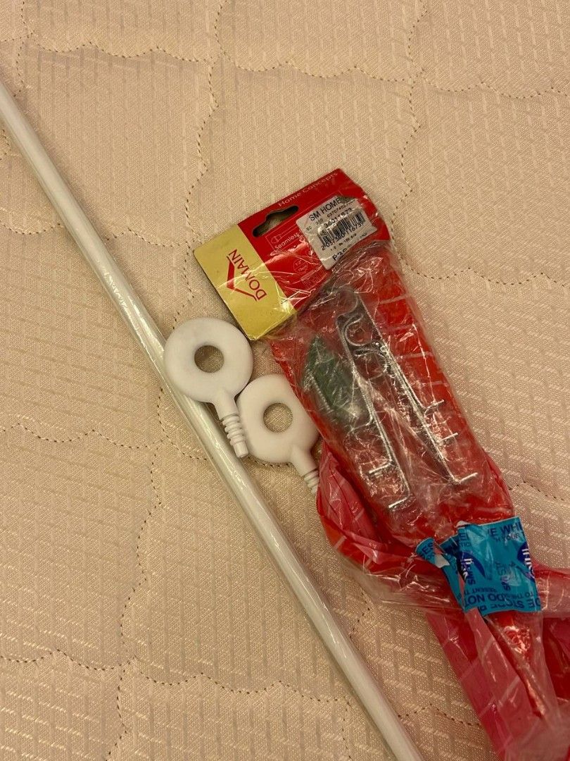 mismatched curtain rod set (Category: Home Improvement Tools & Accessories) located in Pulilan. Submitted by shai.mendaro (Listing ID 1460101009, Image 3). Description: bought the ikea curtain rod set for 198 and the one from sm for 399. nauna ko na napakabit yung hooks ng set from ikea before buying the correct length ng rod na need ko lol. get nyo na po kasi di ko na mareturn yung ikea set sayang 🫩.