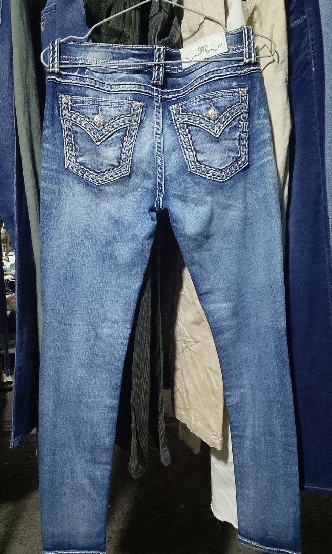 MISS ME (Category: Jeans) located in Manila. Submitted by plong7 (Listing ID 1460042168, Image 1). Description: MISS ME Dimes w-27-29 L-38 no Issue SKINNY FOR MORE DETAILS PM LOCATION: DAVAO.