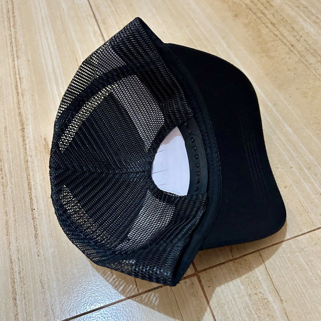 Mo Money Mo Problems Trucker Cap (Category: Caps & Hats) located in Manila. Submitted by thrifto1 (Listing ID 1460063200, Image 3). Description: Plaridel Bulacan loc Detailed pictures posted 500 only As new condition Adult size | Adjustable.