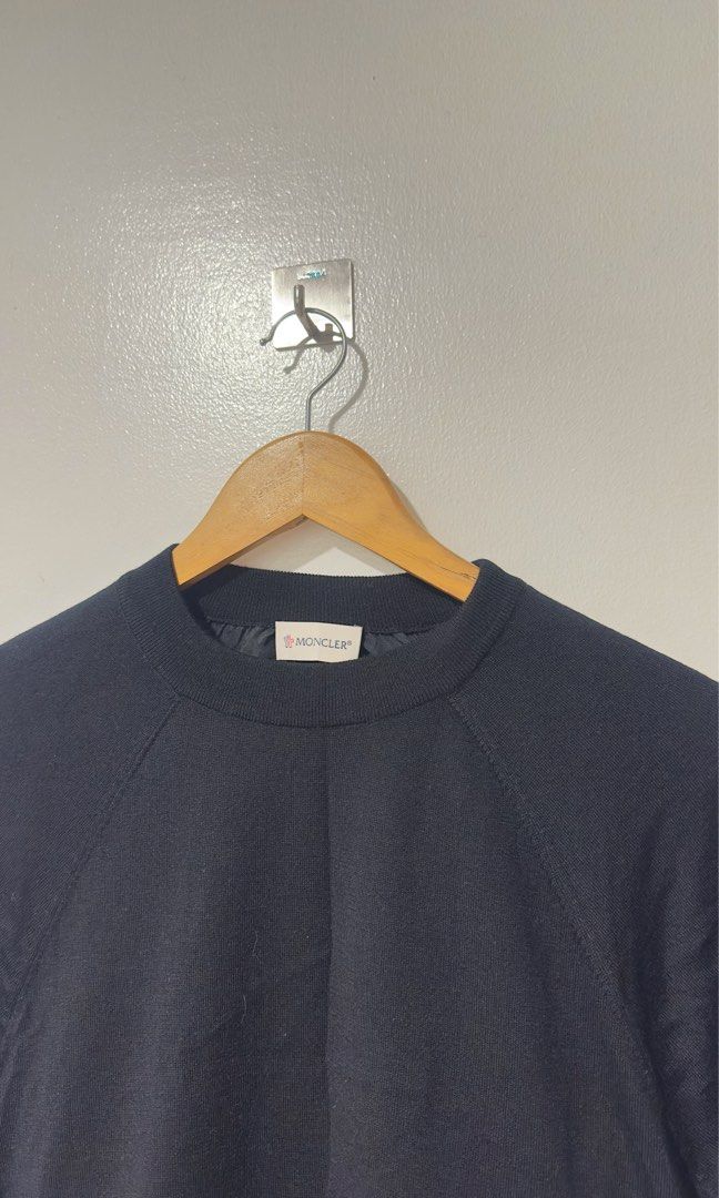 Moncler (Category: Luxury Apparel) located in Valenzuela. Submitted by wytepicks (Listing ID 1459911312, Image 3). Description: Moncler Dimensions: 21 W ; 27L Size Large 4000 only.
