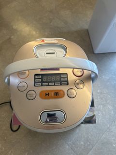 (Category: ) located in . Submitted by bluejeanbaby (Listing ID 1459998632, Image 1). Description: .