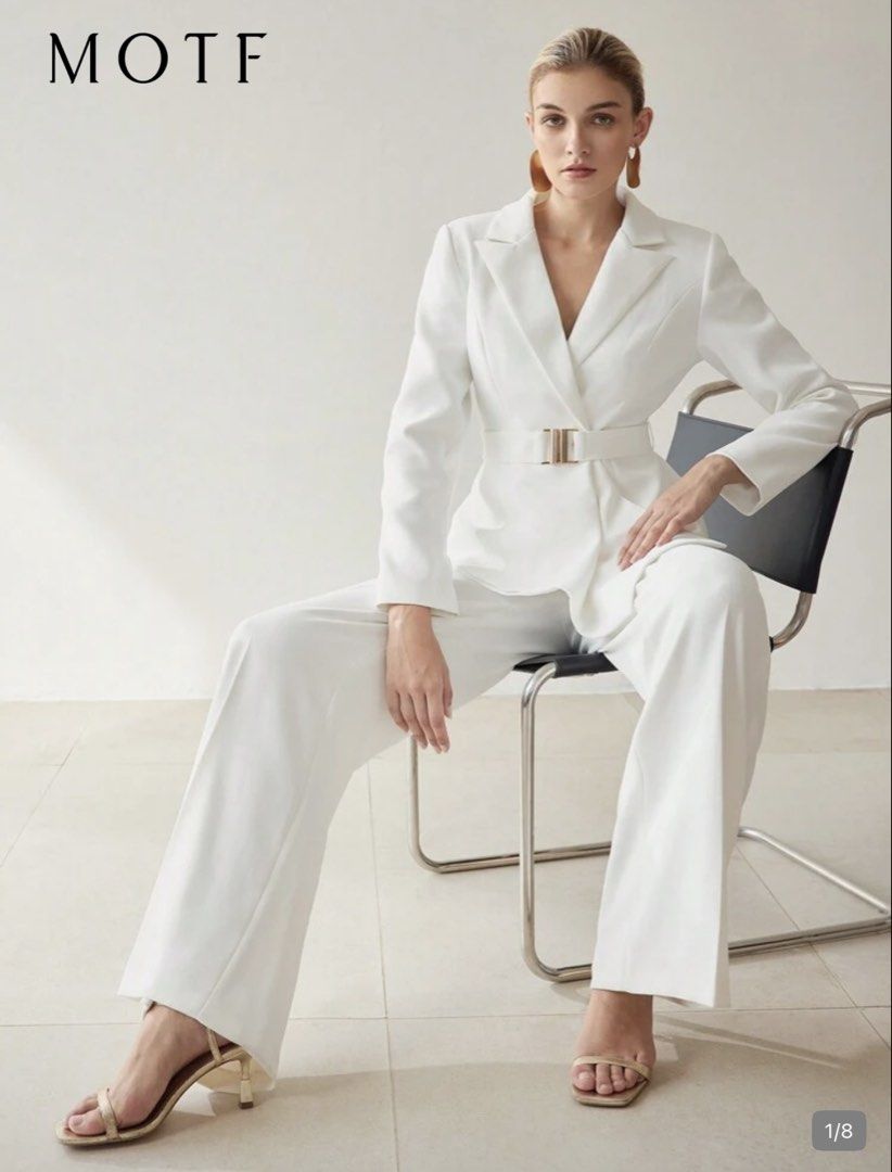 MOTF White Belted Blazer (Category: Coats, Jackets and Outerwear) located in Quezon City. Submitted by pgv18 (Listing ID 1460036187, Image 3). Description: - Like new - Used once only - Thick material with inner lining - Super nice and elegant for work/events - Bought for ₱2,200.