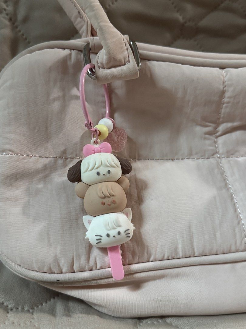Mumu Select Waterproof Shoulder Bag (Category: Shoulder Bags) located in Caloocan City. Submitted by julyuhs.dcltr (Listing ID 1460007567, Image 3). Description: • Used once for my Korea Trip! • Good for traveling • Spacious enough (can fit Ipad Air 6th Gen 11’ + other essentials) • Currently sold out on the 🍊 app • Waterproof Note: ₱270 for bag only, ₱350 including keychains (bought from Korea) .