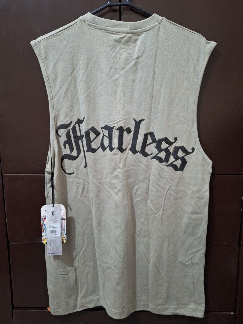 Muscle Tee Seven Souls (Category: Activewear) located in Manila. Submitted by palm07 (Listing ID 1459999584, Image 2). Description: Bust 22" Lenght 31" Large.