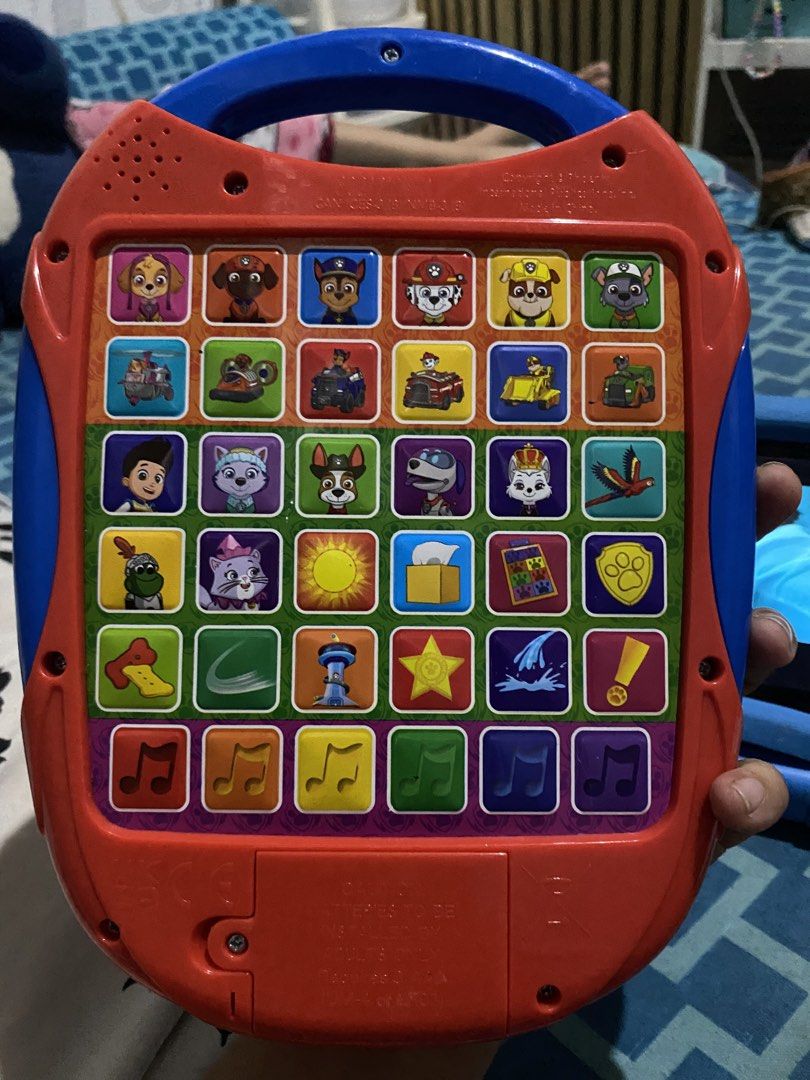 My first smart pad (Category: Educational & Learning Toys) located in Las Pinas. Submitted by yel_olshoppe (Listing ID 1460089951, Image 2). Description: My first smart pad Kabilaan sya npipindot .