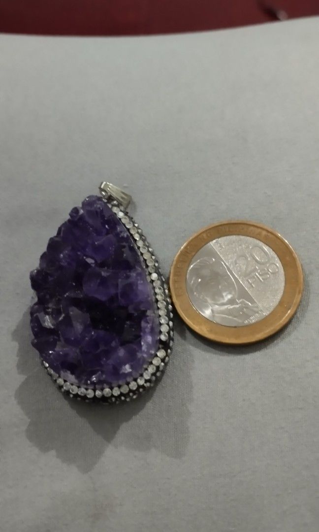 Natural Amethyst crystal pendant (Category: Luxury Accessories) located in Manila. Submitted by ztylish2018 (Listing ID 1459974397, Image 2). Description: Calming energy: People use amethyst to ease anxiety, soothe the mind, and reduce everyday stress. Better rest: Placing the stone near a bed or under a pillow is believed to help stop nightmares and improve sleep quality This Amethyst is natural you can pay tru Gcash you add 100 if you want it w