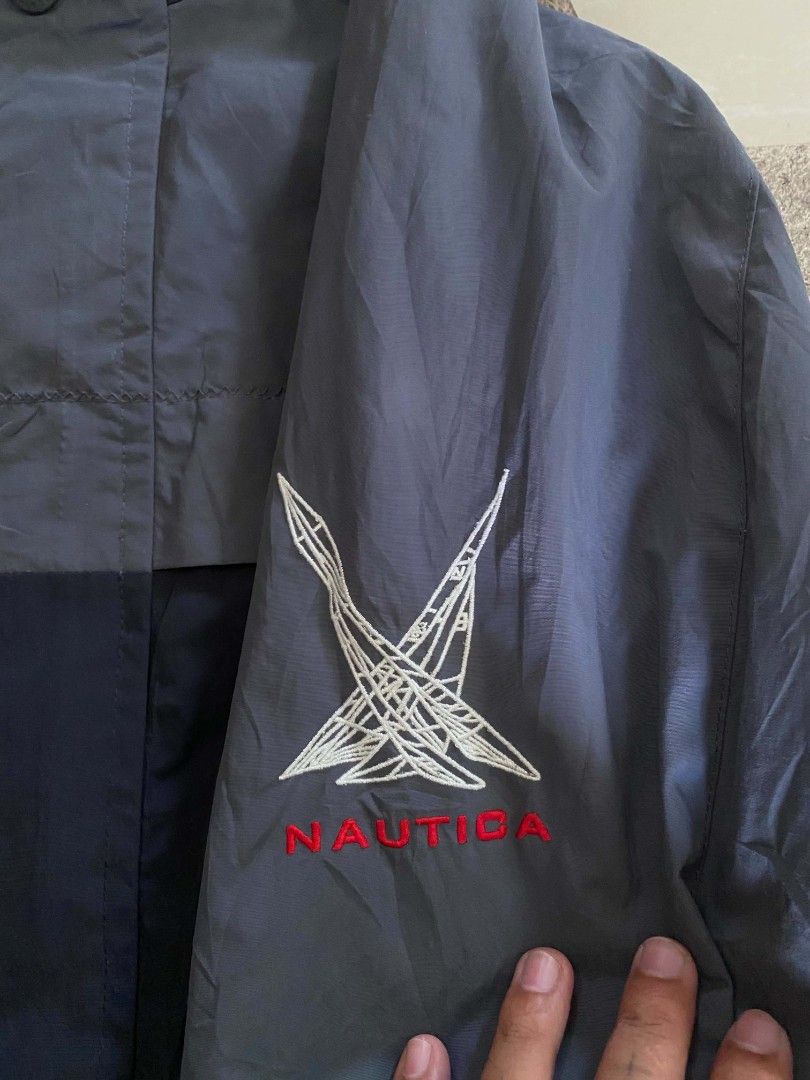 Nautica windbreaker jacket (Category: Coats, Jackets and Outerwear) located in Borongan. Submitted by thrift-real2.0 (Listing ID 1459903136, Image 3). Description: Nautica windbreaker jacket good as new 24x27 color rate:9.5/10 no issue 650 plus sf.