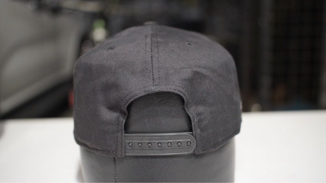 NEW ERA 9FIFTY SF GIANTS (Category: Caps & Hats) located in Butuan. Submitted by 085skatethriftshop (Listing ID 1459903258, Image 3). Description: NEW ERA 9FIFTY SNAPBACK SF GIANTS UNDERBRIM PRINT EXCELLENT CONDITION.