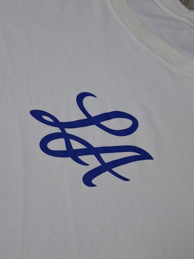 NEW ERA MID LOGO LA DODGERS TSHIRT (freeshipping) (Category: Tshirts & Polo Shirts ) located in Quezon City. Submitted by gyl-stop (Listing ID 1460085942, Image 2). Description: free shipping 25 x 28 excellent condi cr: 9.5/10 issue: cut neck tag.