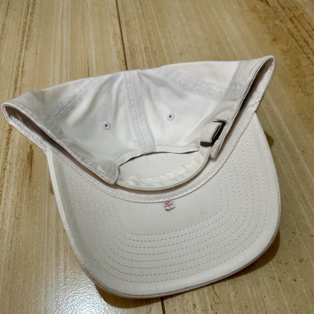 New York Yankees Baseball Cap (Category: Caps & Hats) located in Manila. Submitted by thrifto1 (Listing ID 1460054278, Image 3). Description: Plaridel Bulacan loc Detailed pictures posted 500 only As new condition Adult size | Adjustable.