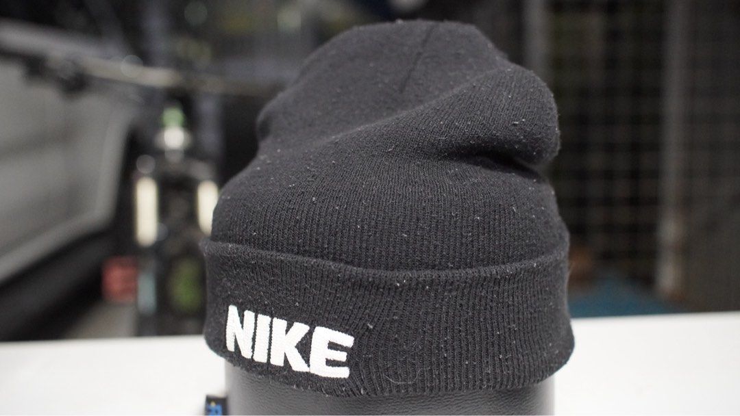 NIKE BEANIE (Category: Caps & Hats) located in Butuan. Submitted by 085skatethriftshop (Listing ID 1459906185, Image 1). Description: NIKE BEANIE GOOD CONDITION.