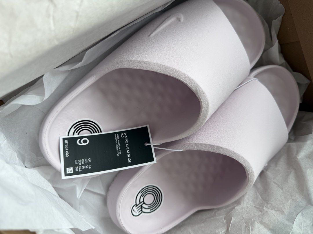Nike Calm 2.0 Slides (Category: Slippers and slides) located in Makati City. Submitted by chachachimm (Listing ID 1459974996, Image 2). Description: FOR SALE Nike Calm Slides Calm 2.0 Brand New / Never Used Price: ₱2,500 Color: Pearl Pink Women’s US Size 9 Fits: 25.5 cm (with allowance) up to 27 cm Suitable for wide feet & flat feet Also available in color Moon Particle Reason for selling: Wrong size MOP: GCash or Bank Transfer 📩 PM if intereste