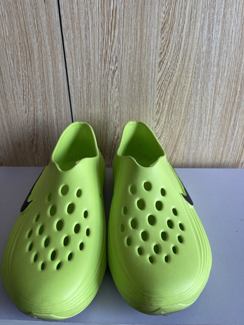 Nike Clogs Lime Green- slipper (Category: Slippers & Slides) located in Cebu City. Submitted by lequiaabanid (Listing ID 1460022421, Image 3). Description: Nike ReactX Rejuven8 Clogs – Volt Green 💚 ✨Condition: Excellent Condition ✨Size 42 💚 Eye-catching Volt/Green color 👟 Perfect for everyday wear, errands, travel & recovery.
