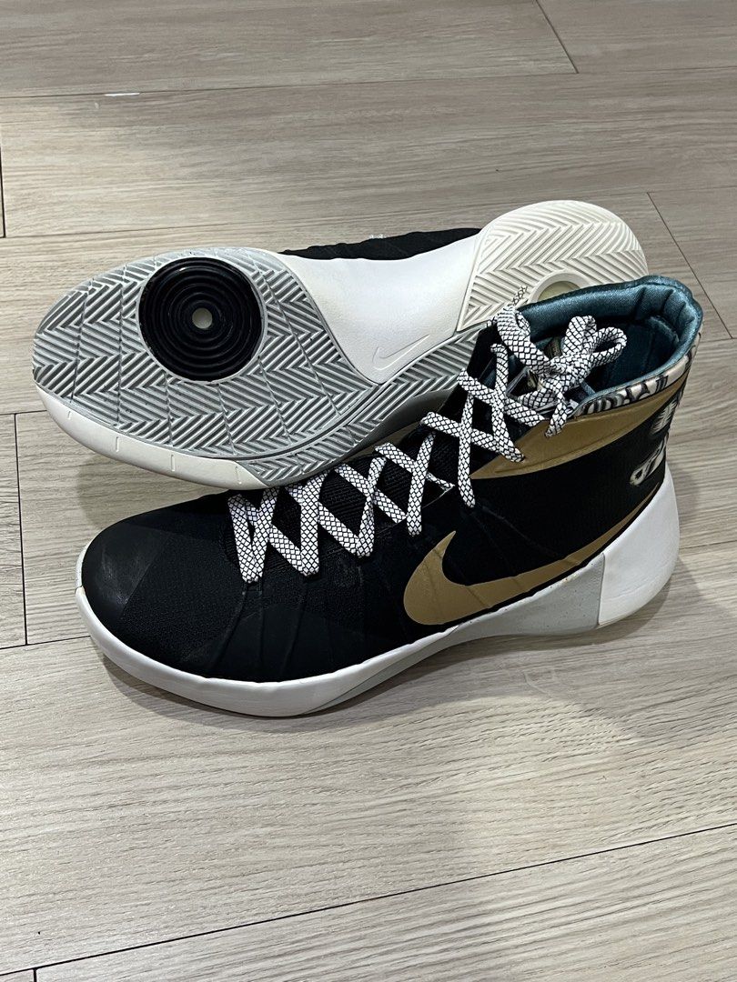 Nike Hyperdunk 2015 LMTD US 10.5 (Category: Sneakers) located in San Juan City. Submitted by dap_21 (Listing ID 1460055592, Image 2). Description: Nike Hyperdunk 2015 LMTD US 10.5 – Deadstock with Box.” 100 percent authentic, never worn, original box, ₱9,500 negotiable.