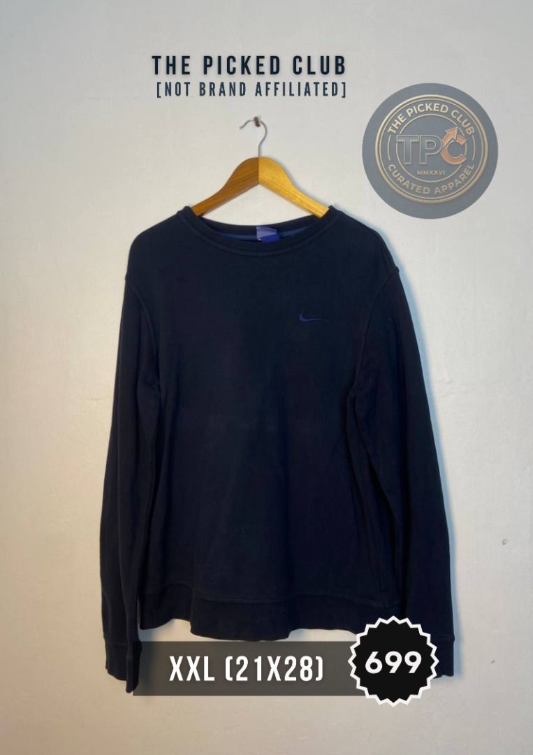 Nike Navy Blue Sweatshirt XXL (Category: Coats, Jackets and Outerwear) located in Imus. Submitted by thepickedclub (Listing ID 1460000624, Image 1). Description: xxl (21x28) - Brand: Nike - Color: Navy Blue - Size: XXL - Measurements: 21" (width) x 28" (length) - Design: Simple with a small Nike logo on the chest - Perfect for: Casual wear - Price: PHP 699.