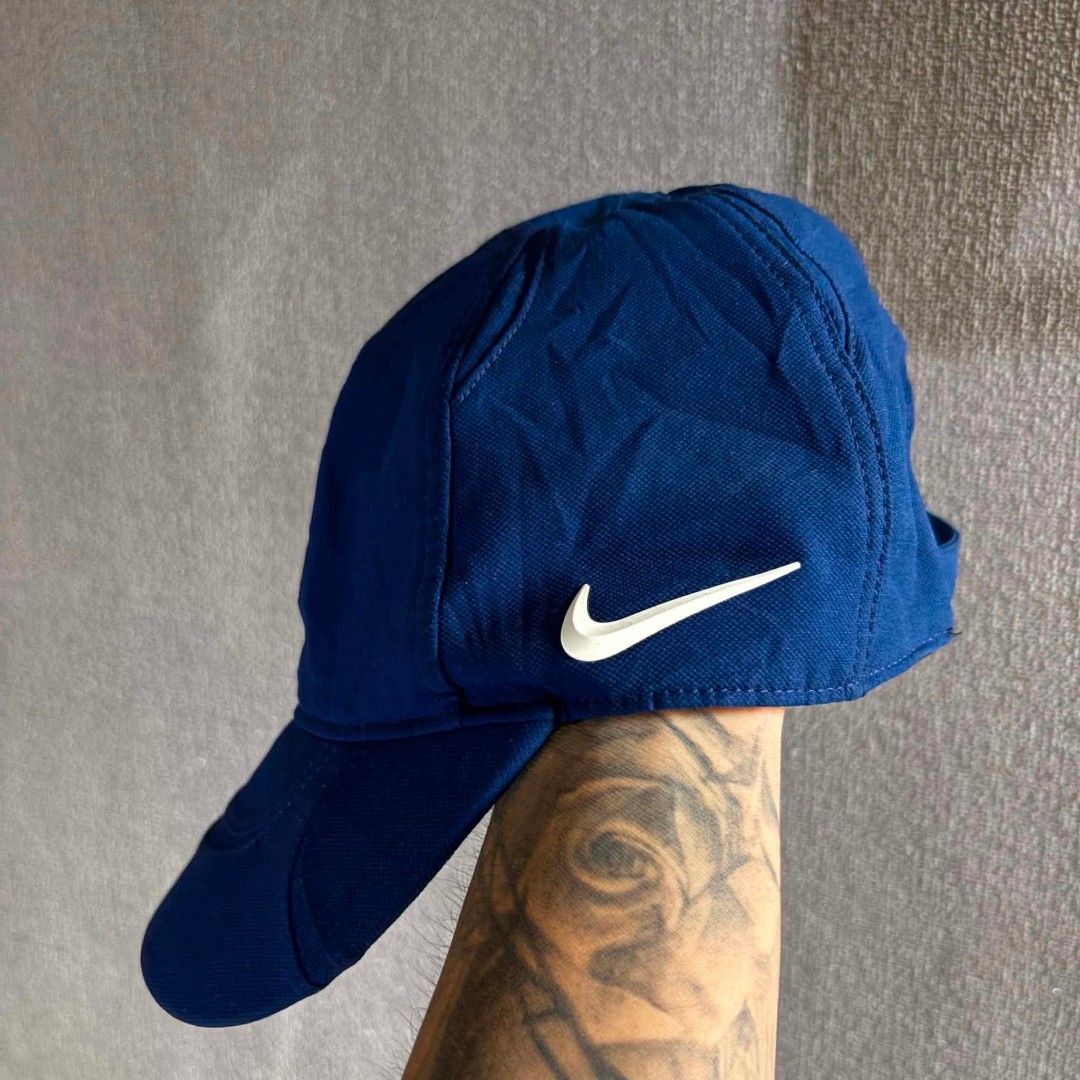 Nike NOCTA Heritage86 Cap - Blue (Category: Caps & Hats) located in Manila. Submitted by mkt.archv (Listing ID 1460033506, Image 2). Description: Nike Heritage X NOCTA Drake OVO NRG Essentials Cap Strapback Hat Blue One Size no issue used once .
