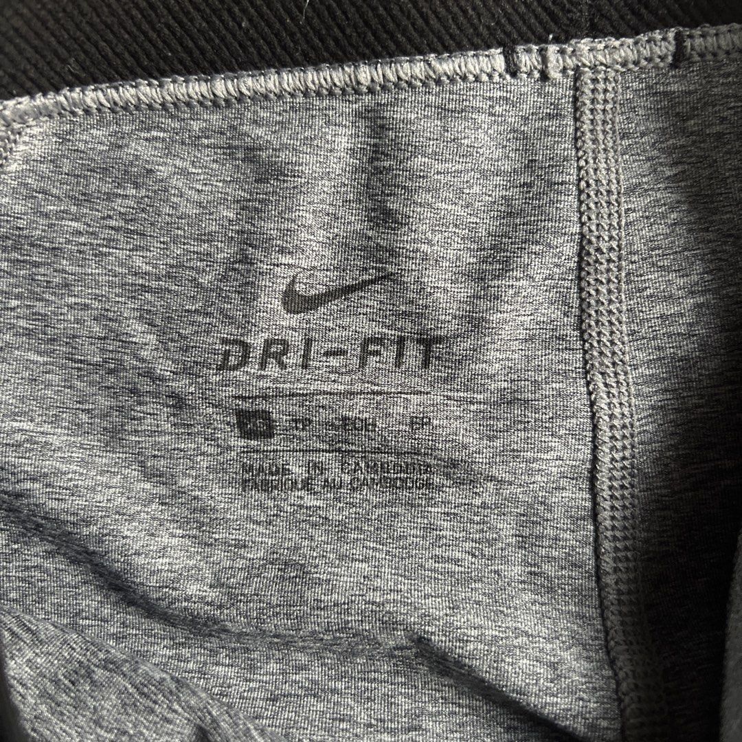 Nike Pro Dri-Fit Grey Compression Shorts XS (Category: Activewear) located in Diplahan. Submitted by denpaks_thrift. (Listing ID 1460011833, Image 3). Description: - Grey Nike Pro Dri-Fit compression shorts - Size XS - Made in Cambodia - Ideal for workouts or everyday wear - Provides a comfortable and supportive fit - Features elastic waistband with Nike Pro branding.