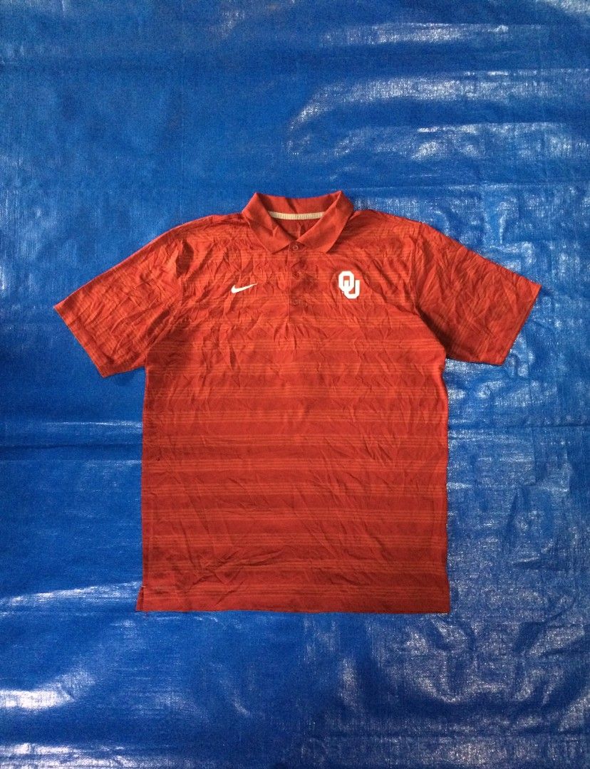 NIKE RED STRIPE GOLF POLO (Category: Tshirts & Polo Shirts ) located in Cagayan de Oro. Submitted by archive.51137 (Listing ID 1459992600, Image 1). Description: this item is fresh from ukay need wash only size large need wash and sign of usage sa isang button.