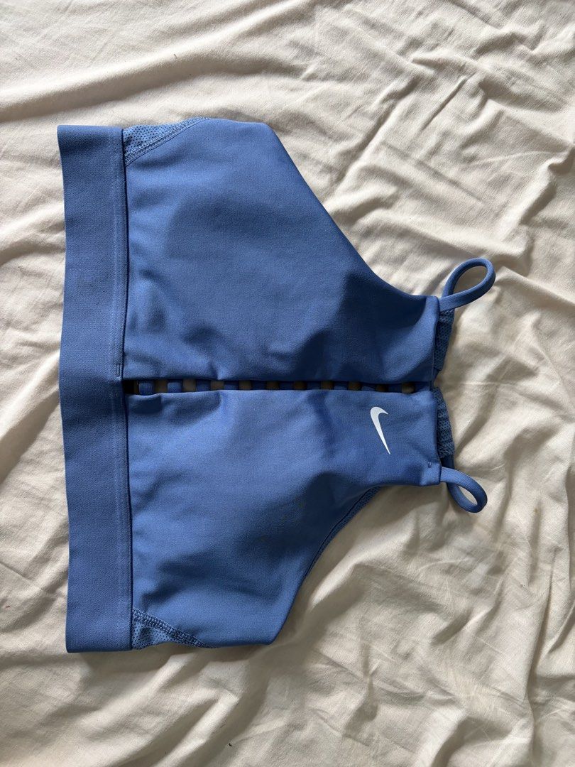 Nike Training Lattice Bra In Blue (Category: Activewear) located in Mandaluyong City. Submitted by shopthegavins (Listing ID 1459952509, Image 1). Description: .