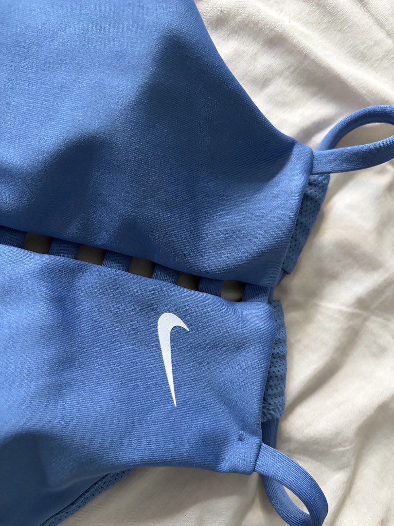 Nike Training Lattice Bra In Blue (Category: Activewear) located in Mandaluyong City. Submitted by shopthegavins (Listing ID 1459952509, Image 2). Description: .