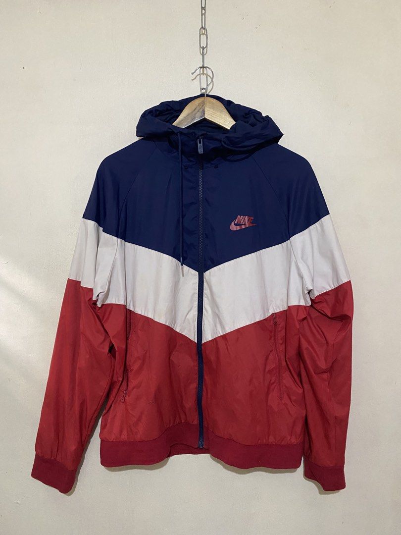 Nike tri tone wind breaker (Category: Hoodies) located in Manila. Submitted by drip-from-thrift (Listing ID 1459967182, Image 1). Description: .