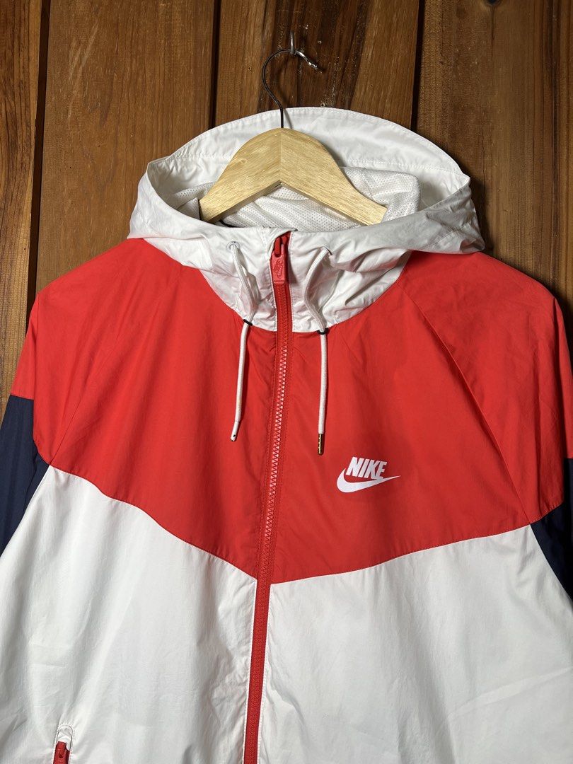 Nike Tritone Windbreaker (Category: Coats, Jackets and Outerwear) located in Baguio. Submitted by kAzuMi41 (Listing ID 1459997157, Image 3). Description: Nike Tritone Windbreaker XL Size .